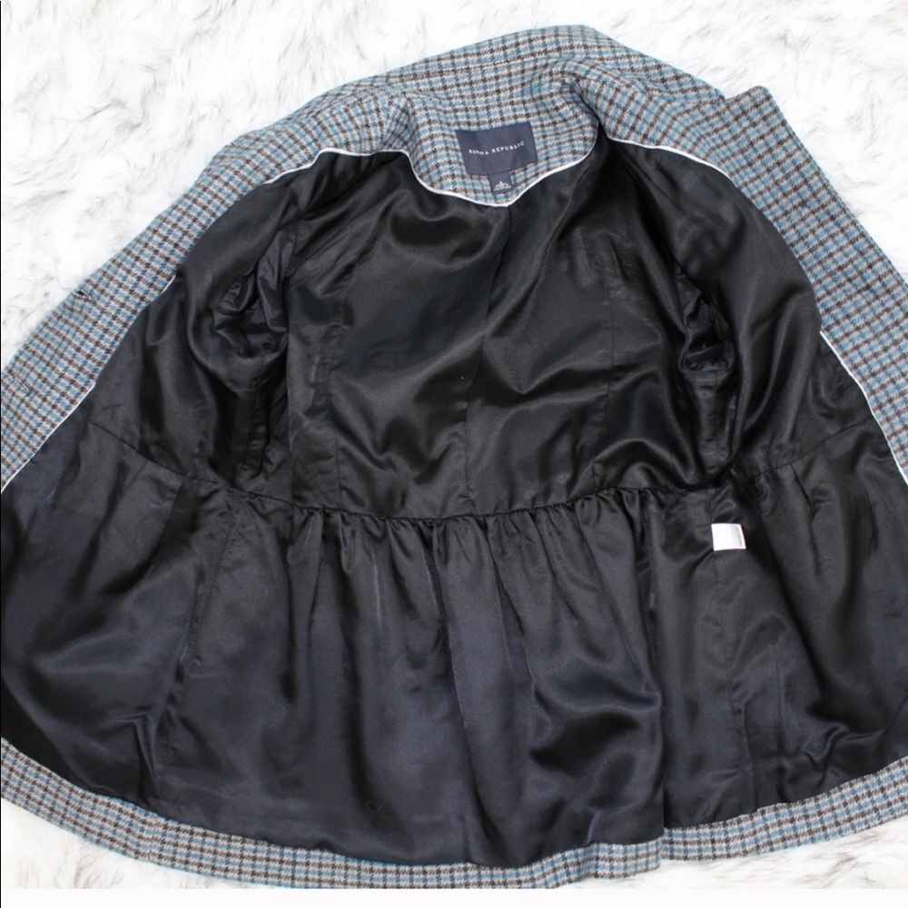 Jacket - Picture 4 of 4